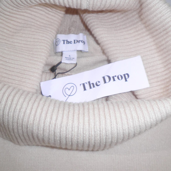 Women's Josephine Long Sleeve Cutout Loose Turtlenck Sweater , Crème Brulee, L - Picture 8 of 10